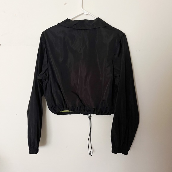 Love Tree Cropped Retro black and neon yellow/green windbreaker - Picture 4 of 4